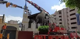 İskenderun'daki Aziz Nikola Kilisesi'nin çan kuleleri kaldırıldı
