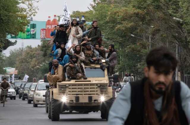 ABD'nin Afganistan'dan çekilişini 'Zafer Günü' olarak kutlayan Taliban ABD ve diğer ülkelere kendilerini resmi olarak tanıma çağrısında bulundu
