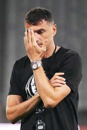 Yorumlar bomba! Burak Yılmaz'ın son halini gören herkes aynı yorumu yapıyor Yorumlar bomba! Burak Yılmaz'ın son halini gören herkes aynı yorumu yapıyor