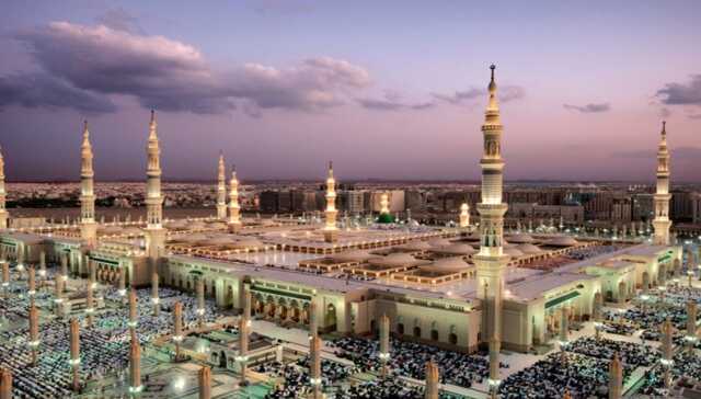 Suudi Arabistan, Mescid-i Nebevi ve Hz.Muhammed'in kabrini ziyaret etmek için ön izin zorunluluğu getirdi