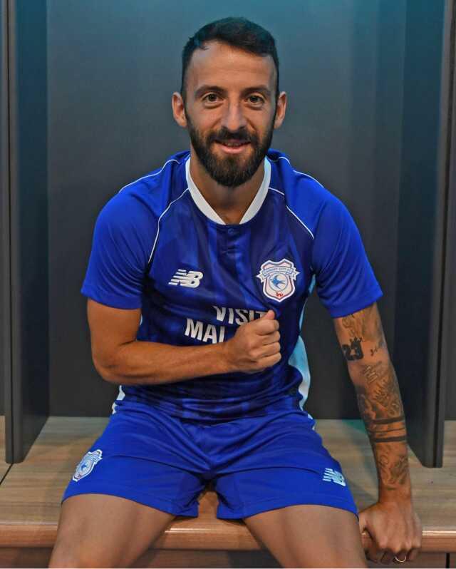 Erol Bulutun Hocalığını Yaptığı Cardiff City Trabzonspordan Ayrılan