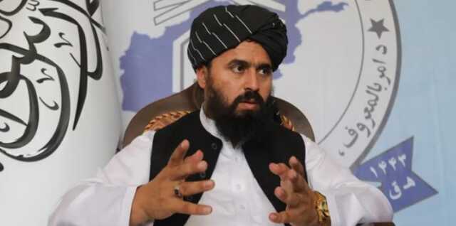 Taliban sözcüsü kadınların yüzlerini kamusal alanda açık bırakmaları durumunda değer kaybedeceklerini söyledi Taliban sözcüsü kadınların yüzlerini kamusal alanda açık bırakmaları durumunda değer kaybedeceklerini söyledi