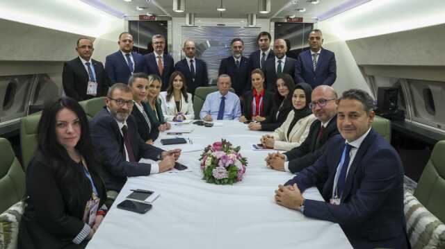 Cumhurbaşkanı Erdoğan'dan 'Ankara ve İstanbul adayları belli oldu mu?' sorusuna yanıt: Aceleci olursak yanlış olur Cumhurbaşkanı Erdoğan'dan 'Ankara ve İstanbul adayları belli oldu mu?' sorusuna yanıt: Aceleci olursak yanlış olur