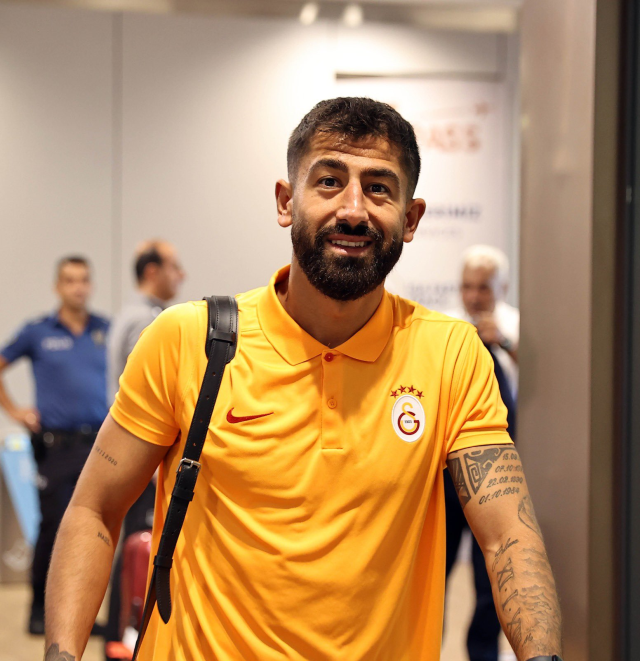 Galatasaray'ın Şampiyonlar Ligi kadrosunda büyük sürpriz! Yeni transfer listeye yazıldı