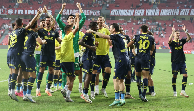 Rıdvan Dilmen, Fenerbahçe için ilk kez ekranlarda bu yorumu yaptı: Tarihin en iyisi