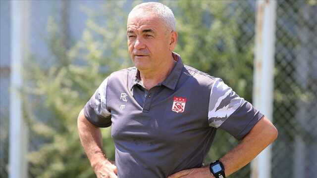 Gaziantep FK, Rıza Çalımbay haberlerini yalanladı: Tamamen hayal ürünü Gaziantep FK, Rıza Çalımbay haberlerini yalanladı: Tamamen hayal ürünü