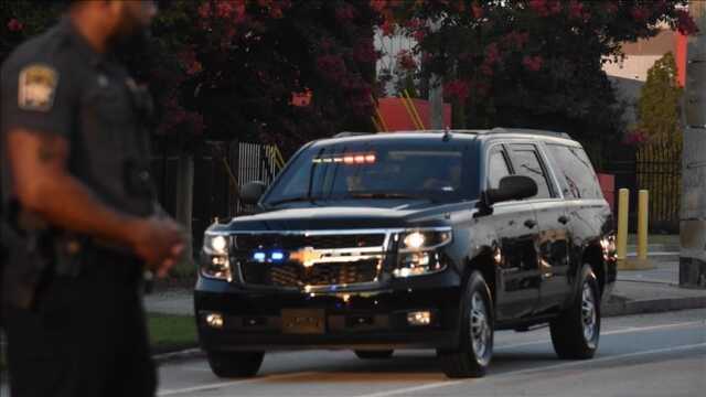 Trump'ın seçim sonuçlarını değiştirme davasında duruşma tarihi belli oldu! Ön seçimden bir gün önce hakim karşısına çıkacak Trump'ın seçim sonuçlarını değiştirme davasında duruşma tarihi belli oldu! Ön seçimden bir gün önce hakim karşısına çıkacak