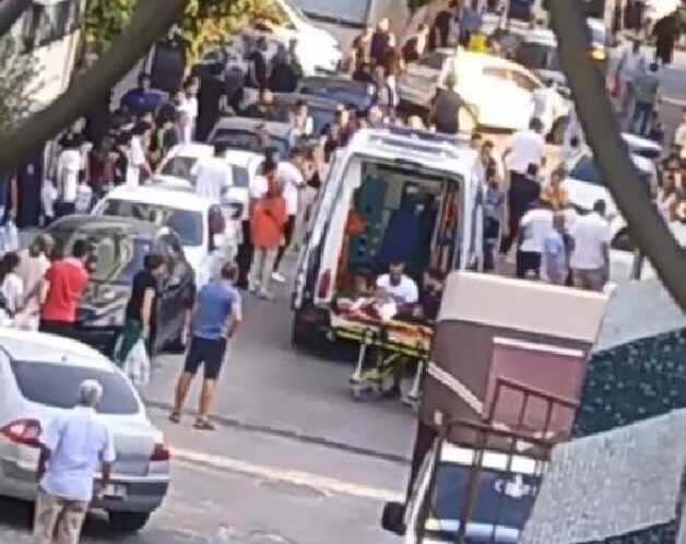 Bisiklet değişimi tartışması kanlı bitti! 14 yaşındaki çocuk, 19 yaşındaki genci bıçaklayarak öldürdü Bisiklet değişimi tartışması kanlı bitti! 14 yaşındaki çocuk, 19 yaşındaki genci bıçaklayarak öldürdü