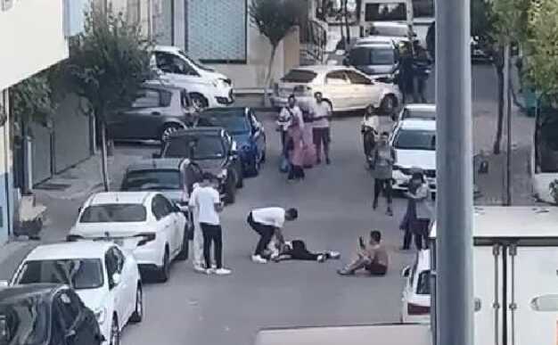 Bisiklet değişimi tartışması kanlı bitti! 14 yaşındaki çocuk, 19 yaşındaki genci bıçaklayarak öldürdü Bisiklet değişimi tartışması kanlı bitti! 14 yaşındaki çocuk, 19 yaşındaki genci bıçaklayarak öldürdü