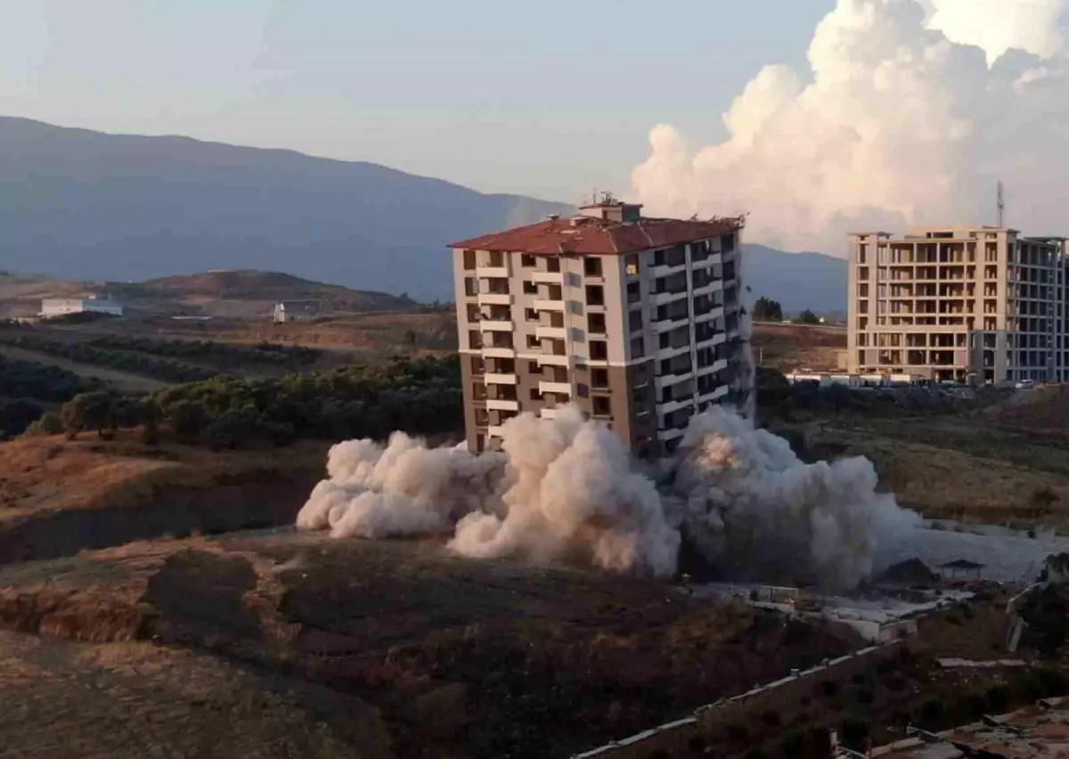 Hatay Da Depremde Y K Lan Binan N Y K L An Dron Kameras Na Yans D