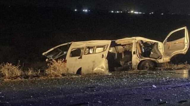 Irak'ta Kerbala'ya giden minibüs, araçla çarpıştı: 16 ölü, 13 yaralı Irak'ta Kerbala'ya giden minibüs, araçla çarpıştı: 16 ölü, 13 yaralı