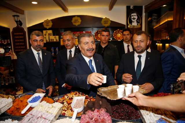 Sağlık Bakanı Koca: Sağlıkta şiddete karşı 'gri kod' uygulamasını getireceğiz Sağlık Bakanı Koca: Sağlıkta şiddete karşı 'gri kod' uygulamasını getireceğiz