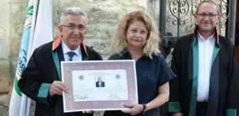 Diş Hekimi 40 Yıl Sonra Avukatlık Cübbesi Giydi