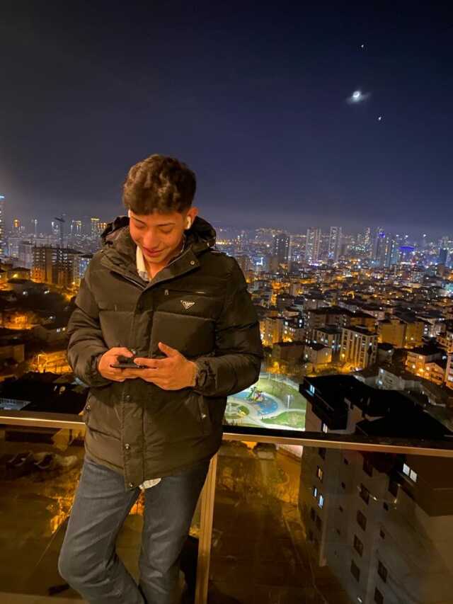 Berberde sıra kavgası! Tek yumrukla yere düşen genç hayatını kaybetti