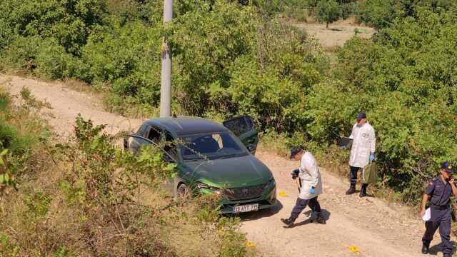 Tartıştığı yeğenine 13 el ateş edip öldürdü Tartıştığı yeğenine 13 el ateş edip öldürdü