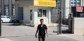 Diş Ağrısı Çeken Öğrenciye Yardım Eli