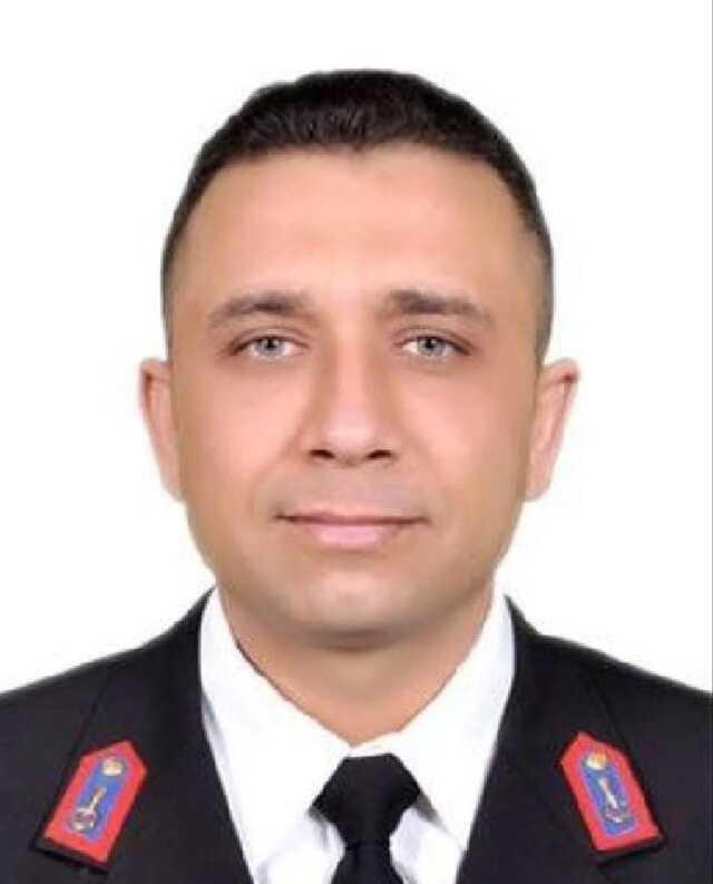 Son Dakika: Osmaniye'de düzenlenen uyuşturucu operasyonunda açılan ateş sonucu 1 astsubay şehit oldu, 2 asker yaralandı Son Dakika: Osmaniye'de düzenlenen uyuşturucu operasyonunda açılan ateş sonucu 1 astsubay şehit oldu, 2 asker yaralandı