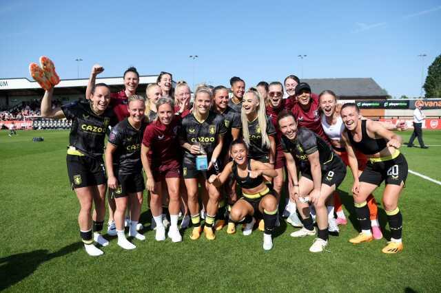 Yeni formalar başa bela! Aston Villa'nın kadın takımı sahaya çıkmaya korkar hale geldi Yeni formalar başa bela! Aston Villa'nın kadın takımı sahaya çıkmaya korkar hale geldi