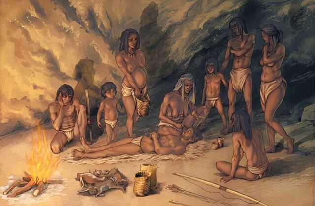 İspanya'daki bir mağarada 6,000 yıl öncesine ait mükemmel korunmuş ayakkabılar bulundu.