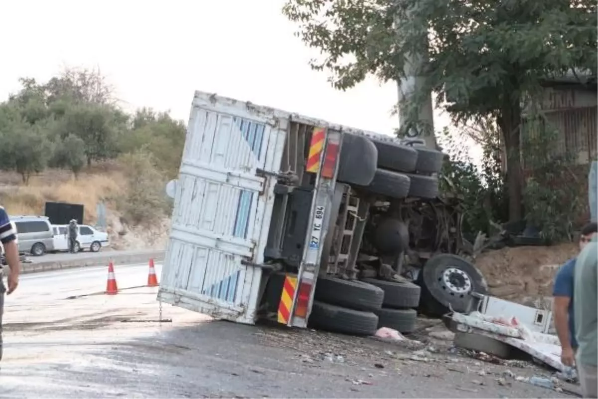 Gaziantep te korkunç kaza 6 ölü 16 yaralı Son Dakika