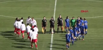 U17 Kız Futbol Milli Takımı Moldova'yı 6-2 Yendi