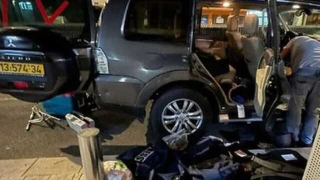 BBC muhabirleri Tel Aviv'de İsrail polisi tarafından saldırıya uğradı BBC muhabirleri Tel Aviv'de İsrail polisi tarafından saldırıya uğradı