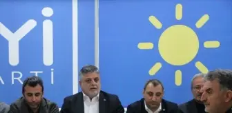 İYİ Parti Amasya'da 300 Kişi İstifa Etti
