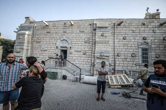 İsrail ordusunun abluka altındaki Gazze'ye düzenlediği saldırılarda 3 kilise zarar gördü, 31 cami tamamen yıkıldı İsrail ordusunun abluka altındaki Gazze'ye düzenlediği saldırılarda 3 kilise zarar gördü, 31 cami tamamen yıkıldı