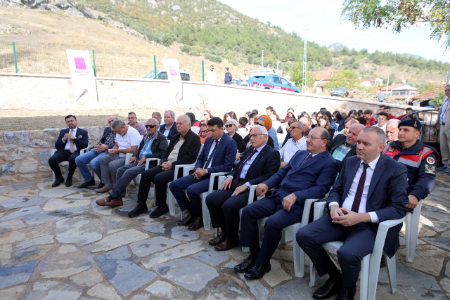 Prof. Dr. İsen, Pamukova'nın Fethi ve Karaca Ahmet'in Hatırasını Anlattı