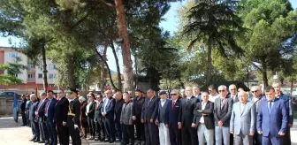 Osmaneli'de Cumhuriyet'in 100. yıl dönümü kutlamalarında çelenk töreni yapıldı