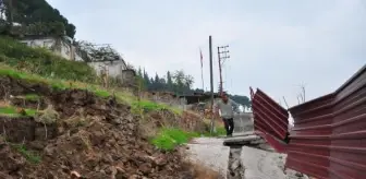 Manisa'da heyelan sonucu 5 ev tahliye edildi