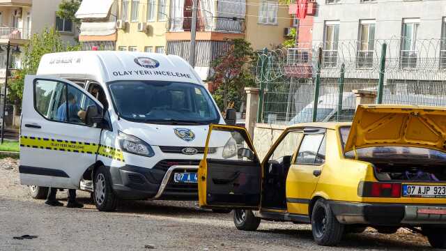 Çalınan aracı bulunan vatandaş, hırsızın sürprizini görünce kahkaha attı: Sanırım bana mesaj vermek istedi