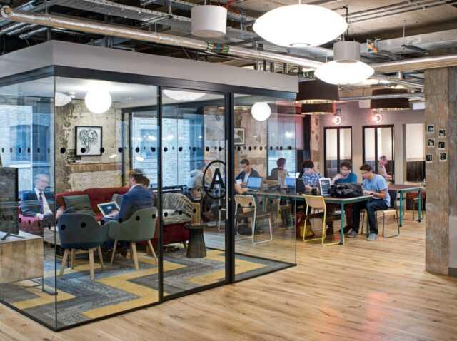 Kurulduğunda ABD'nin en değerli girişimi seçilen WeWork, iflas başvurusunda bulundu Kurulduğunda ABD'nin en değerli girişimi seçilen WeWork, iflas başvurusunda bulundu