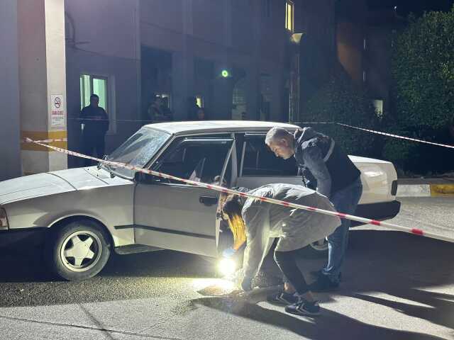Silahlı saldırıda ağır yaralanan kadın, hastaneye kendi kullandığı otomobille gitti