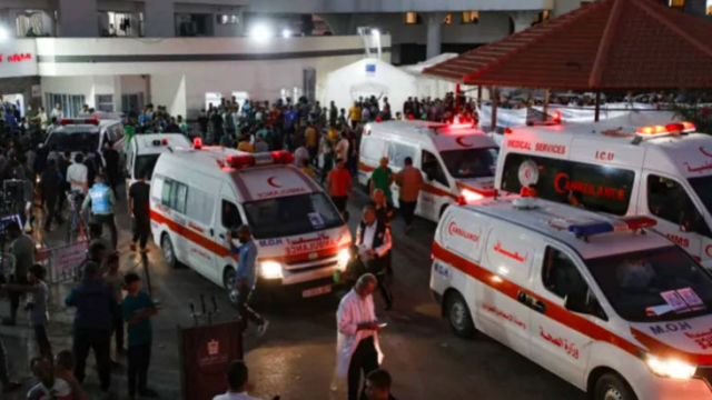 İsrail bombardımanı nedeniyle Kudüs Hastanesi'ndeki tahliye konvoyu geri döndü