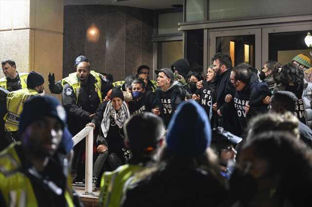 ABD Kongre Binası yakınında dev Gazze protestosu! Ateşkes çağrısı yapan onlarca kişi gözaltına alındı