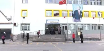 Konya'da ara tatilin ardından öğrenciler ders başı yaptı