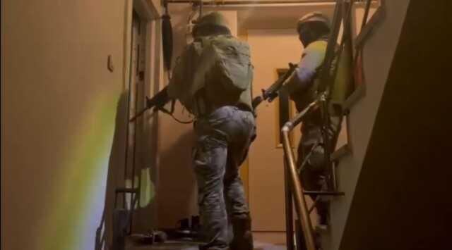 Bakan Yerlikaya: Yolyemezler grubu olarak bilinen suç örgütü çökertildi, 19 şüpheli yakalandı