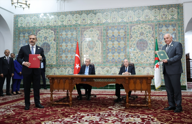 Cumhurbaşkanı Erdoğan'dan Gazze'deki rehine takasına ilişkin açıklama: Sürekli görüşme halindeyiz
