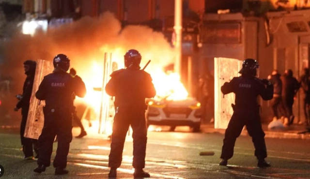 İrlanda Başbakanı Leo Varadkar, dün gece yaşanan olaylar sonrası suçlulara karşı sert önlemler alacaklarını söyledi