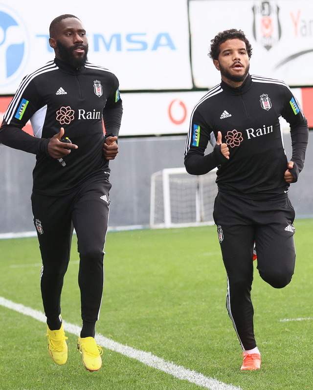 Beşiktaş, Rosier ve Masuaku'nun sakatlıklarını açıkladı