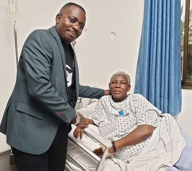 70 yaşındaki kadın tüp bebek tedavisiyle ikiz çocuk sahibi oldu