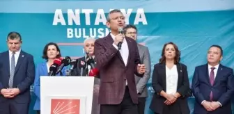 CHP Genel Başkanı Özgür Özel, Manavgat'ta Partililere Hitap Etti