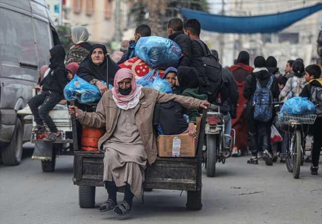 İsrail, Cibaliye Mülteci Kampı'nı vurdu! 100'den fazla ölü var İsrail, Cibaliye Mülteci Kampı'nı vurdu! 100'den fazla ölü var