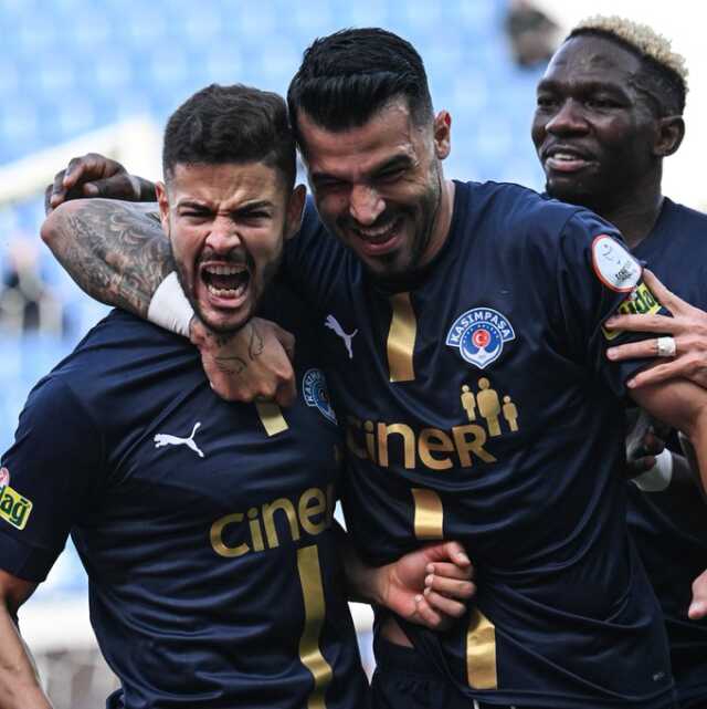 Kasımpaşa, Gaziantep FK'yı adeta gole boğdu