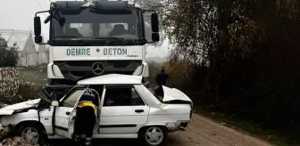 Beton mikseri otomobili ezdi, anne ve oğlu hayatını kaybetti