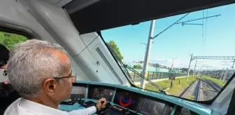 Ulaştırma Bakanı: 2035'te Her İki Araçtan Birisi Elektrikli Olacak