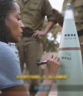 İsrailli askerlere destek ziyareti yapan televizyoncu top mermilerine 'Gazzelilere selamlar' yazdı