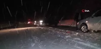 Antalya-Konya karayolunda kar kalınlığı 25 santimetreye ulaştı