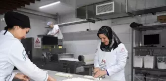 Ev hanımlarına örnek olan Mürüvvet Uğur